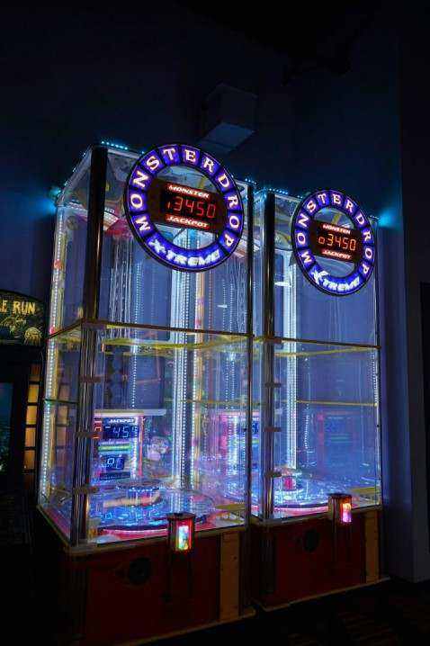 Private gaming table
